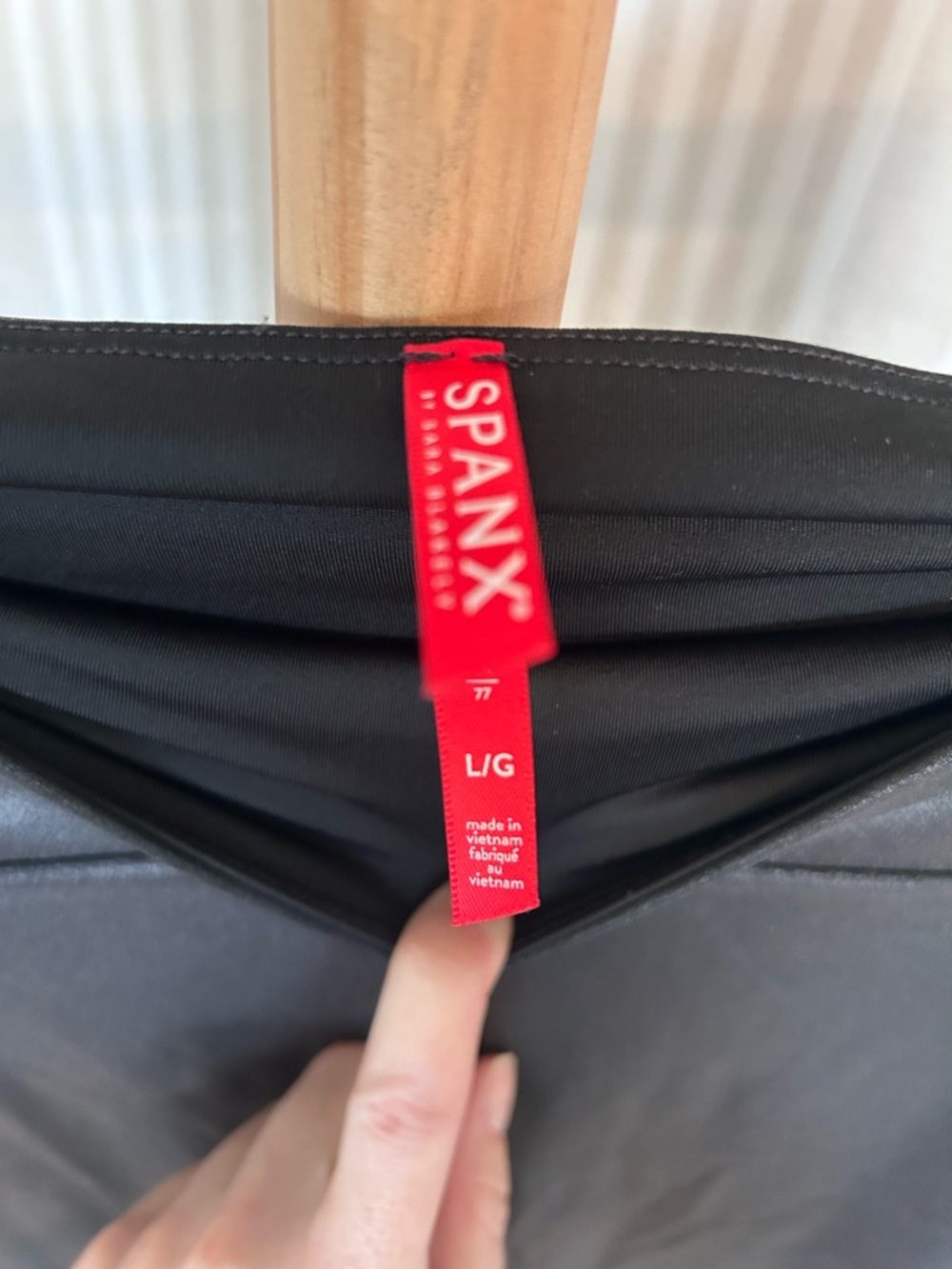 SPANX High-Waist Faux Leather Black Leggings Women’s Size Large NWOT - Picture 8 of 8